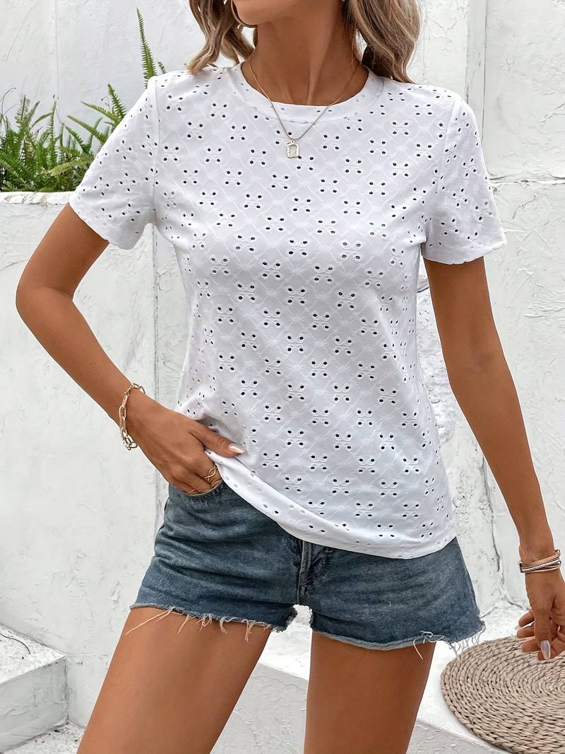 Vindima T-Shirt Branca Manga Curta Estilo Eyelet para Mulher | Perfeito para dias casuais